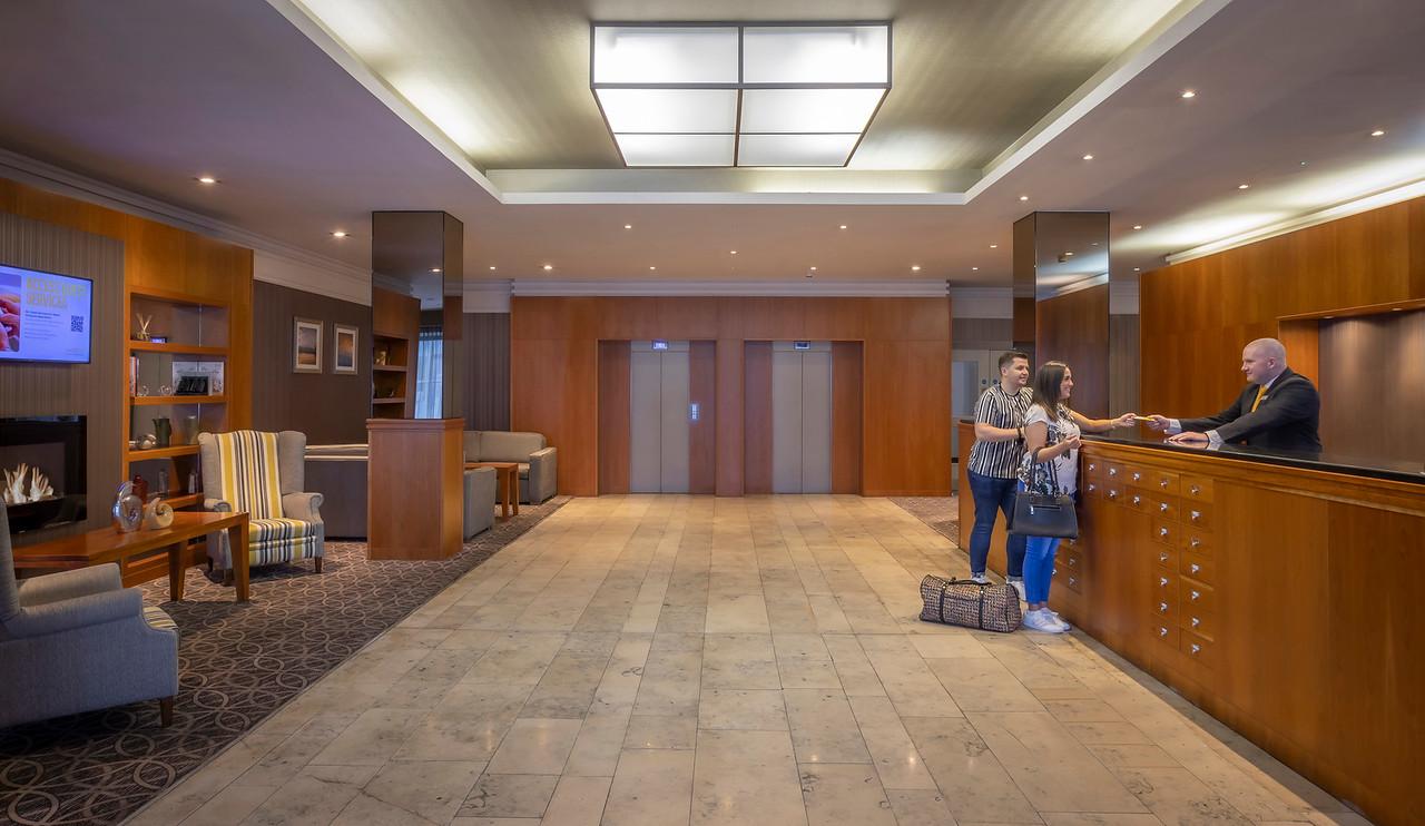 Maldron Hotel Derry Bagian luar foto